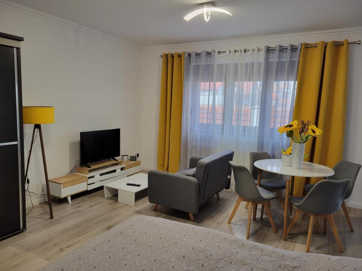 Concept Urban Apartment Medias Luaran gambar