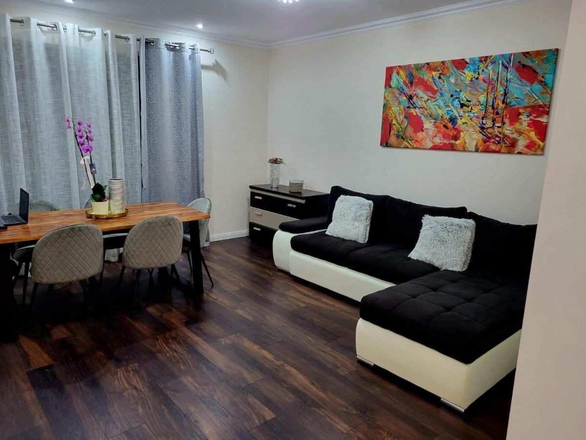 Concept Urban Apartment Medias Luaran gambar